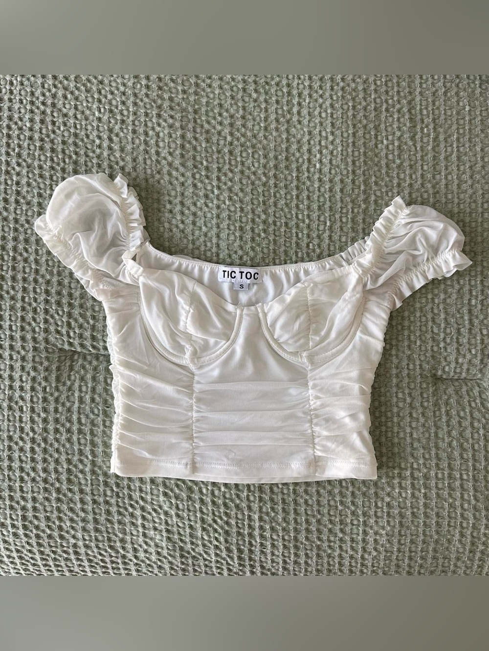 TIC TOC White Ruched Puff-Sleeve Crop Top